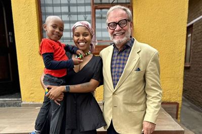 Carl Niehaus pays lobola for Noluthando Mdluli
