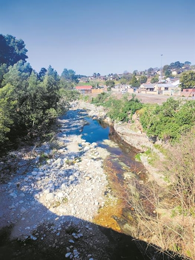 Heavy metals in landfill 'contained by clay soils'