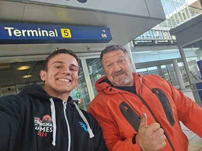 Shaun en Shane skitter by Internasionale Sterkman-kompetisie