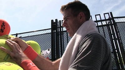 Del Potro beats Federer to win Indian Wells