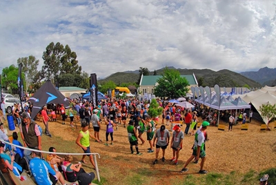 Basaar weer by Meiringspoort-wedlope