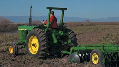 Farming machinery sales stall in January