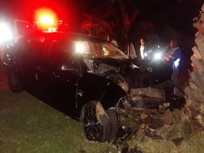 Man seriously injured after crashing vehicle into tree in Ermelo