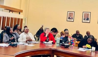 Behuisingskwessies bespreek tydens Nxuba-steunsessie