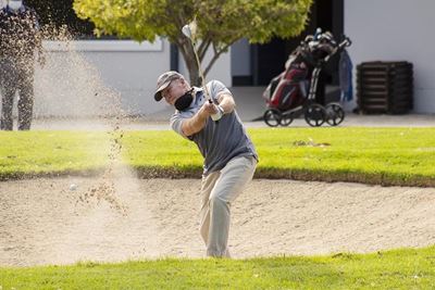 It's Fore! once more