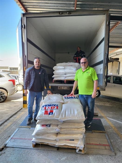 It's raining rice at Food Pantry