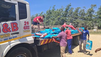 Drie ton vir diere: Luhan samel weer baie in vir viervoetiges