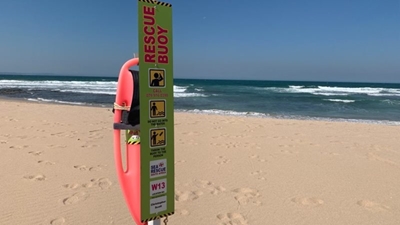 Report theft of pink rescue buoys