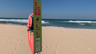 Report theft of pink rescue buoys