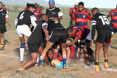 Giants suffer nail-biting defeat against Steytlerville United