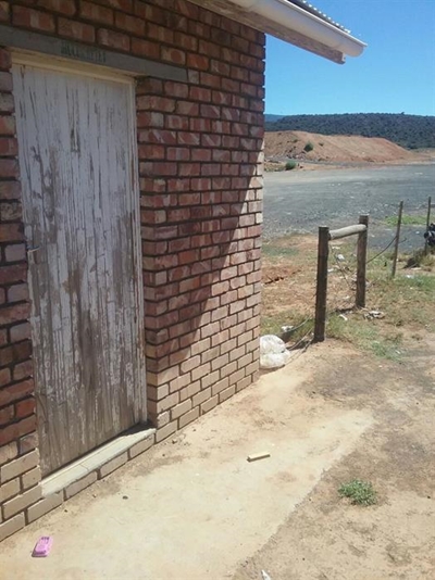 Fed-up councillor tackles trashy issue