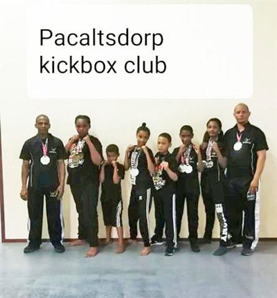 Pacaltsdorp-skopboksers blink uit