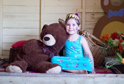 Little Oaks with big teddies