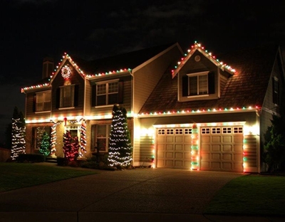 Calling all Christmas crazies and their lights