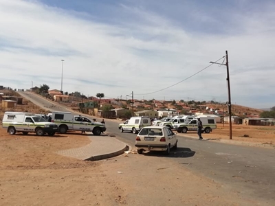 Mense vreedsaam uiteen