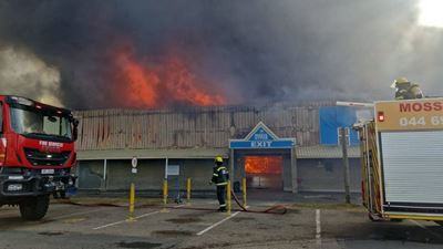 Fire breaks out at Mikeva, Mossel Bay