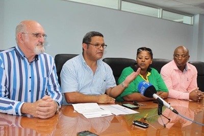 Opposition parties want mayor suspended