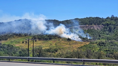 Fire crews attending to Heidevallei fire