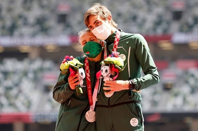 Coetzee’s guide ‘thankful’ to play a role in Paralympic medal