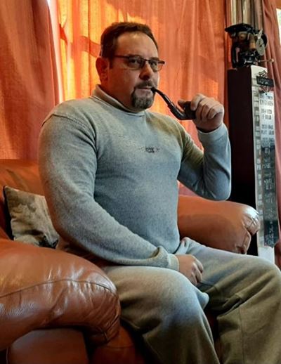 Die Meesterskap agter Ebenharts Handmade Pipes & Knives