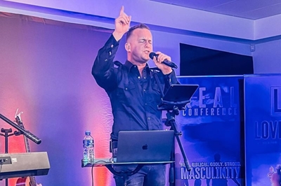 SA singer and pastor Heinz Winckler’s knickers in a twist over sexpo ads 