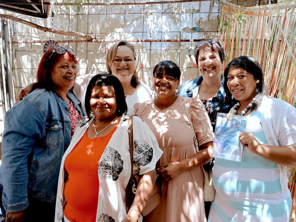 Digter pen haar wese in debuutbundel neer