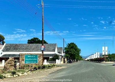 Notice: Application for subdivision, rezoning and building line departure - Erf 722 Steytlerville