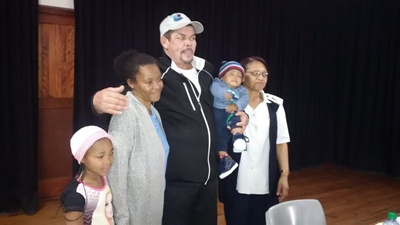 Klein Nelson verjaar saam met Madiba