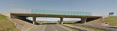 Byeboer geteiken deur klipgooiers op N2