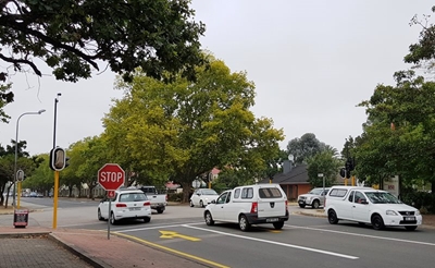 Traffic lights for better traffic flow 