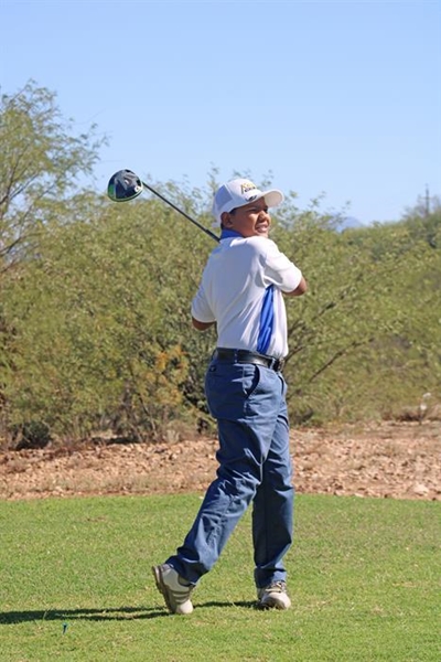 Arries wen Oudtshoorn-gholfklubtoernooi