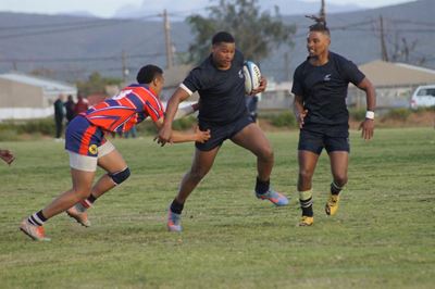 All Blacks klop Spring Roses op plate