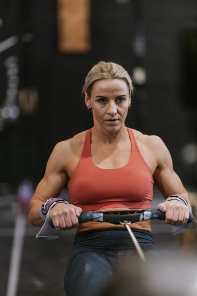 Melanie bobaas by Crossfit-kompetisie
