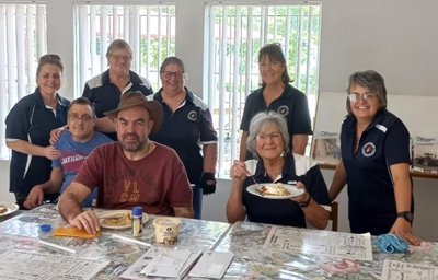 Helpende Hand bederf Huis Wallace Anderson se inwoners