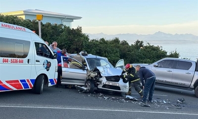 Woman seriously injured in accident in Plett