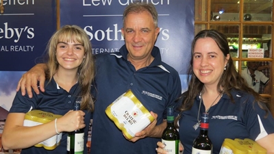 Stadler and Swart team leads business bowls