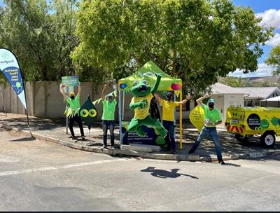 Frogfoot fibre extends to Oudtshoorn
