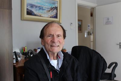 Gert van Tonder (82) ken nie van stilsit