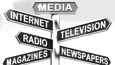 Government stresses role of media in democracy