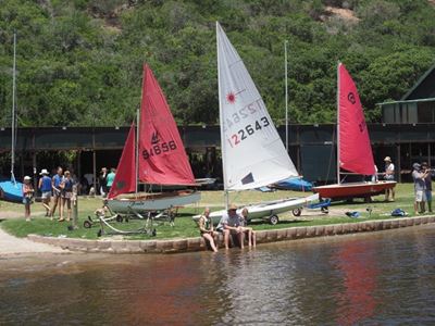 Sunny community sailing day at the George Lakes yacht club