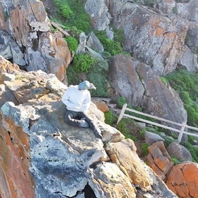 Man-like figure on rocks raises eyebrows