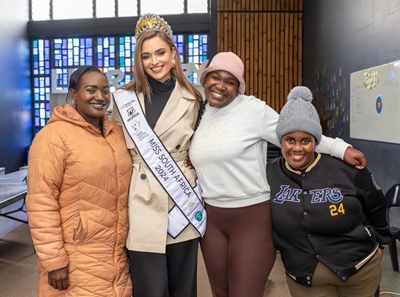 Mia le Roux Movement helps 160 learners