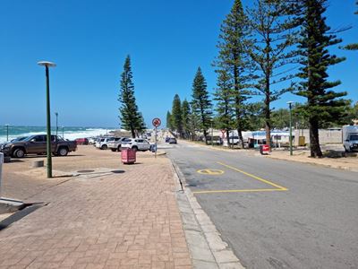 German tourists fall victim to crime near The Point