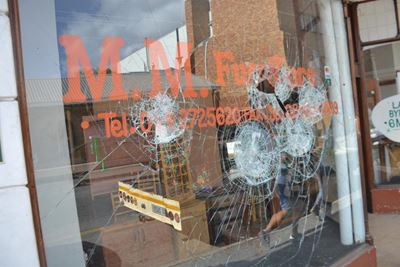 Vandaal kos ondernemings R30 000