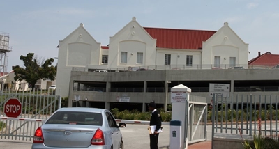 George Hospital Emergency Centre under severe pressure