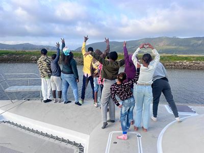 2nd group from Dorothy Broster take on the ocean