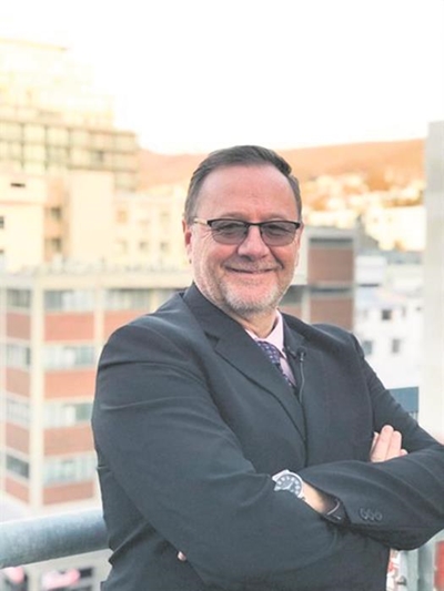 Bredell takes legal action about two more Knysna directors' posts