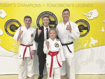 Okinawa Goju Ryu-karatekas op pad na Oostenryk