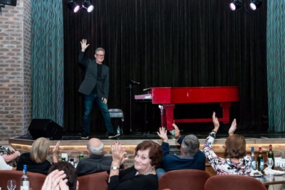 Coenie gives excellent Christmas concert