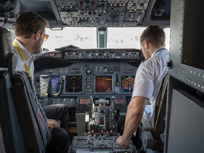 Flight delays at Cape Town International Airport